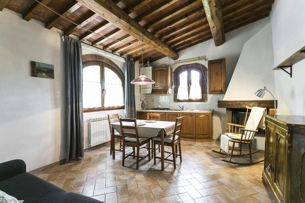 Rocca Palazzaccio Hotel Tavarnuzze Buitenkant foto