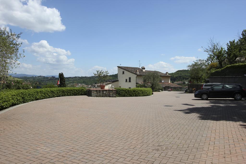 Rocca Palazzaccio Hotel Tavarnuzze Buitenkant foto