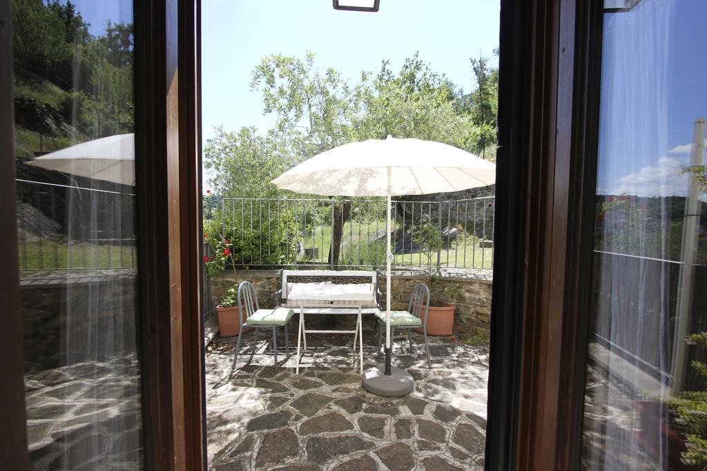 Rocca Palazzaccio Hotel Tavarnuzze Buitenkant foto
