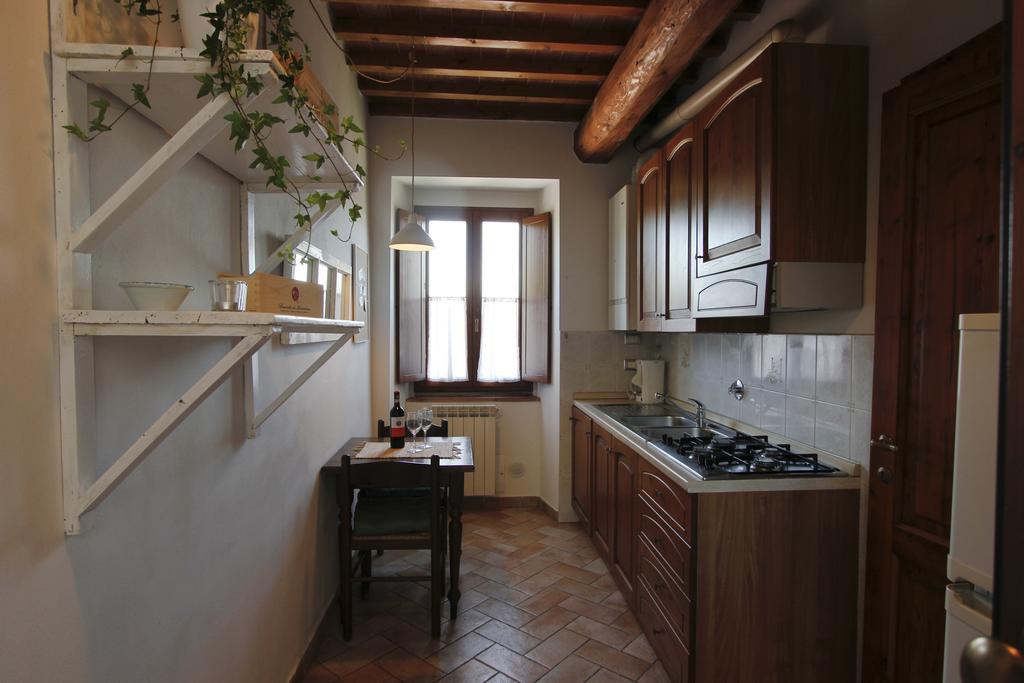 Rocca Palazzaccio Hotel Tavarnuzze Buitenkant foto